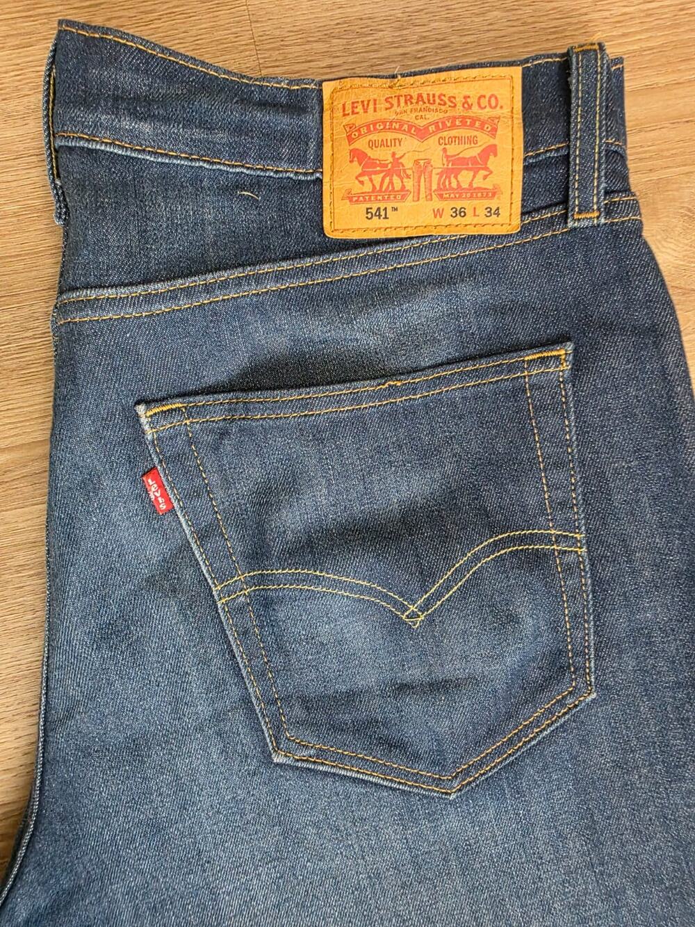 Levi's 541 Athletic Fit Jeans Men's W36 L34 Dark Wash Stretch Denim
